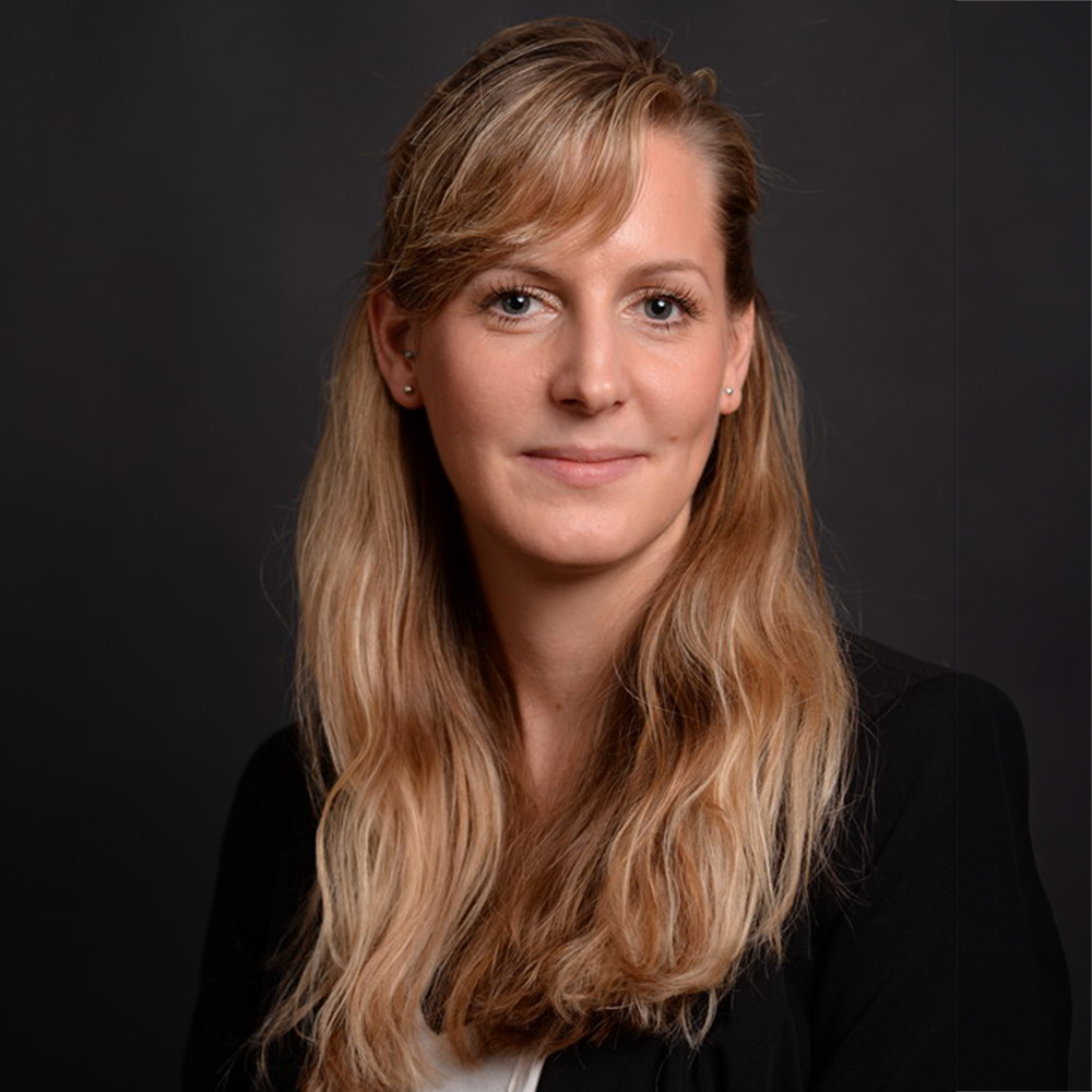 Frau Ihrke als Leiterin Marketing bei accente
