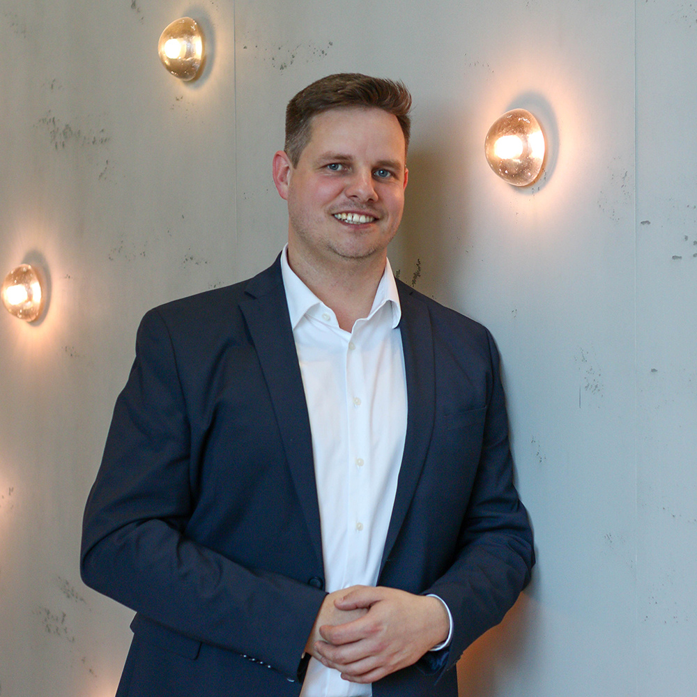 Herr Glockenmeier bei accente